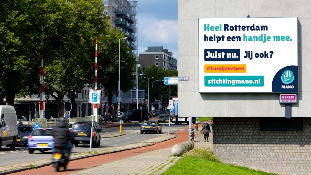 Stichting Mano advertentie digitale billboard Maasboulevard