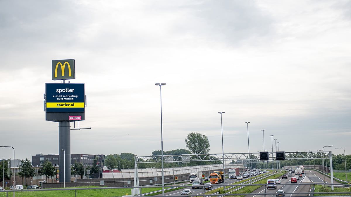 Adverteren langs de A15 - Hardinxveld-Giessendam