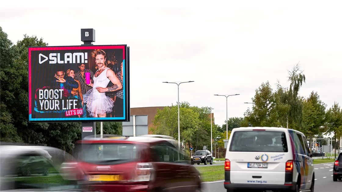 Spijkenisse Groene Kruisweg billboard ter hoogte van Hekelingseweg