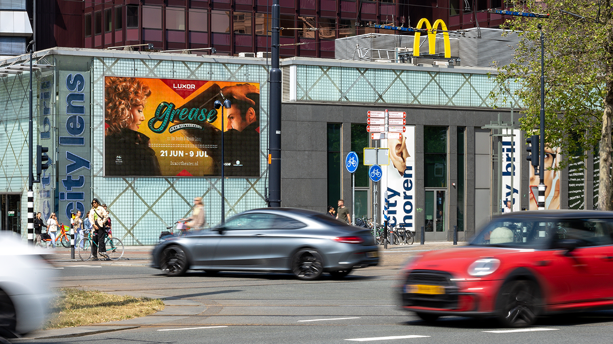 Vernieuwd scherm aan de Coolsingel