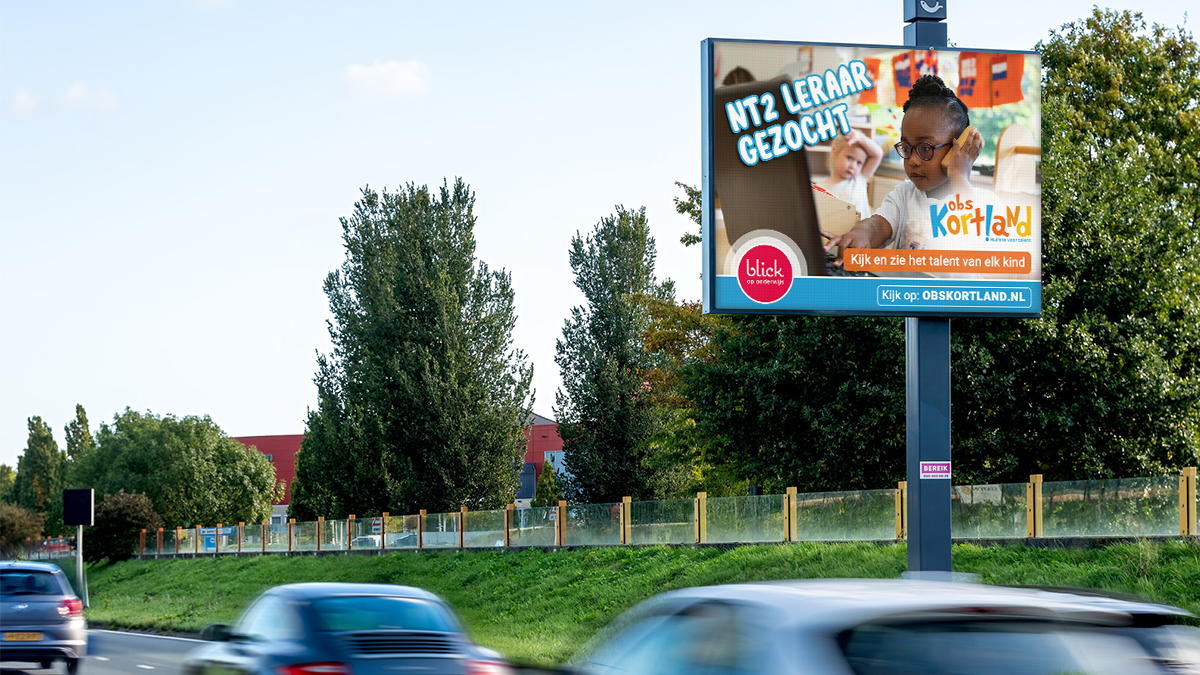 Capelle A. van Rijckevorselweg inkomend, BLICK op Onderwijs