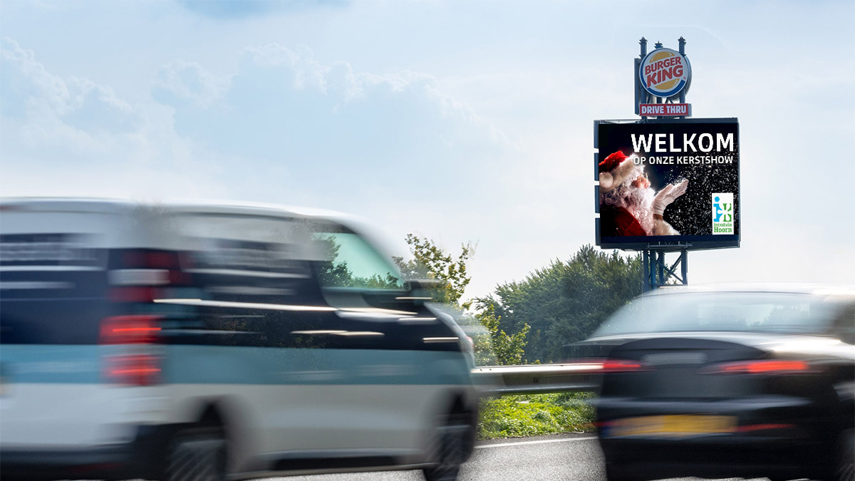 Buitenreclame tijdens de feestdagen: maximale zichtbaarheid in december
